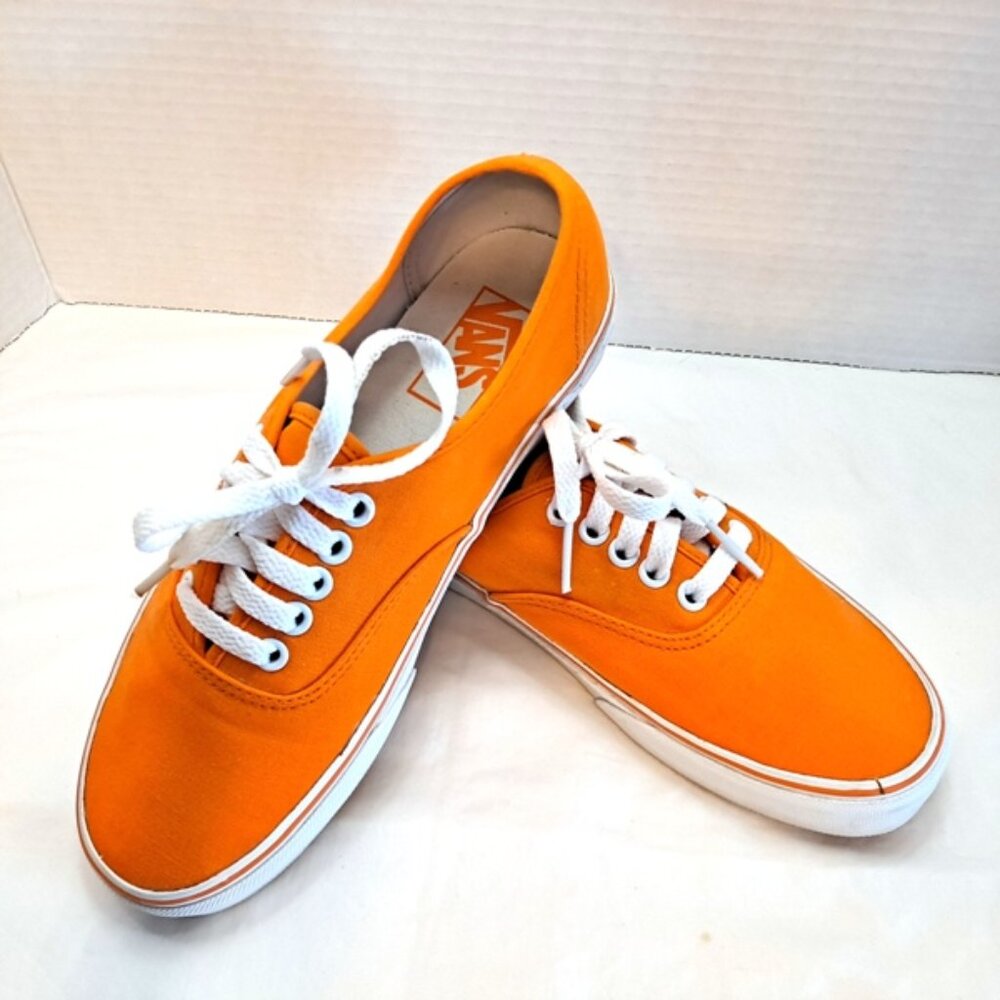 VINTAGE + NEW ~ ORANGE CANVAS ~ SNEAKER TENNIS SHOE  ~ OFF THE WALL ~VANS~  SZ 8